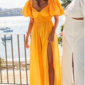 RAIZA MIDI DRESS - SHIRRED WAIST PUFF SLEEVE DRESS IN MARIGOLD